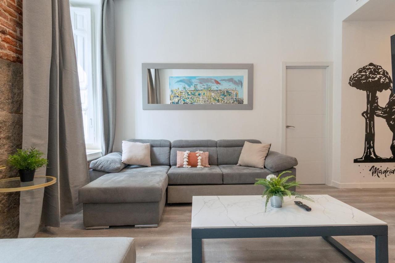 Francina Groups Teatro Real, By Monaro***** Appartement Madrid Buitenkant foto