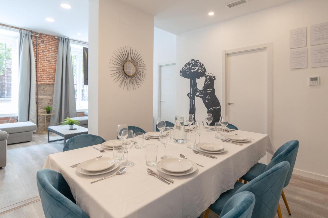 Francina Groups Teatro Real, By Monaro***** Appartement Madrid Buitenkant foto